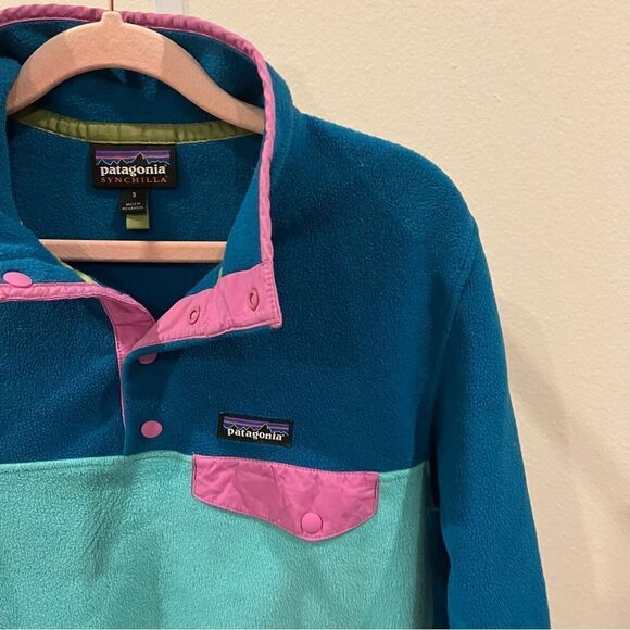 Patagonia Synchilla Colorblock Fleece Pullover Blue Pink Small - Picture 3 of 8